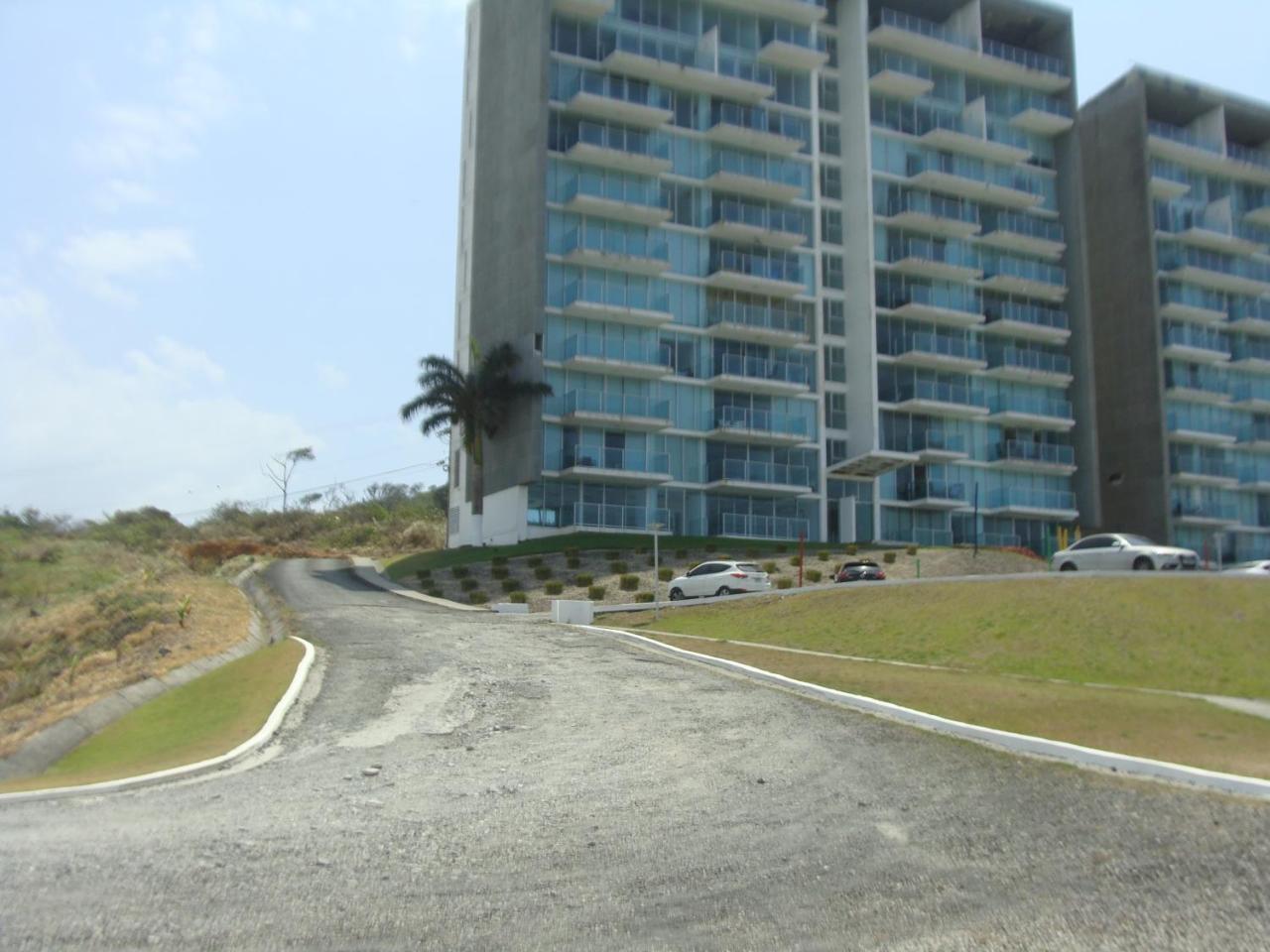 Apartamento En Balabeach Maria Chiquita In Front Of The Beach 2Hab Colon Exterior photo