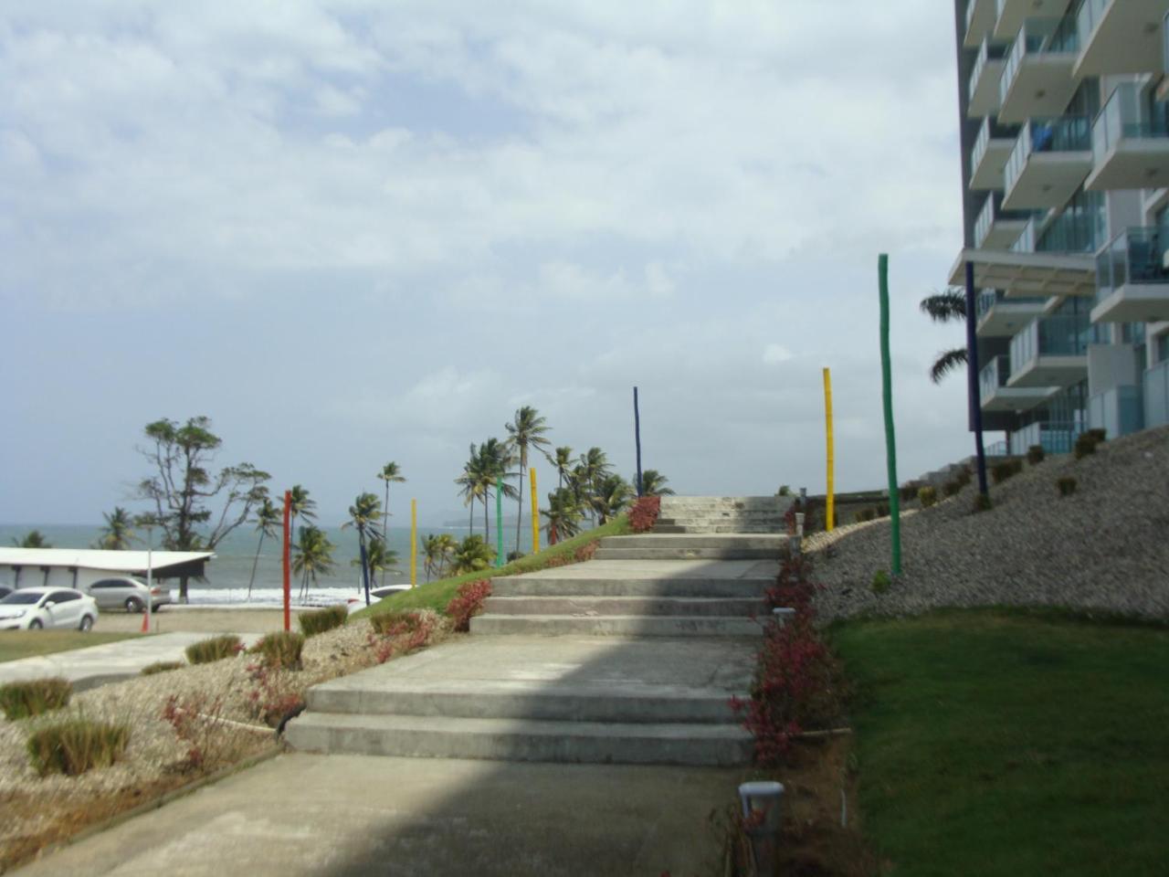 Apartamento En Balabeach Maria Chiquita In Front Of The Beach 2Hab Colon Exterior photo