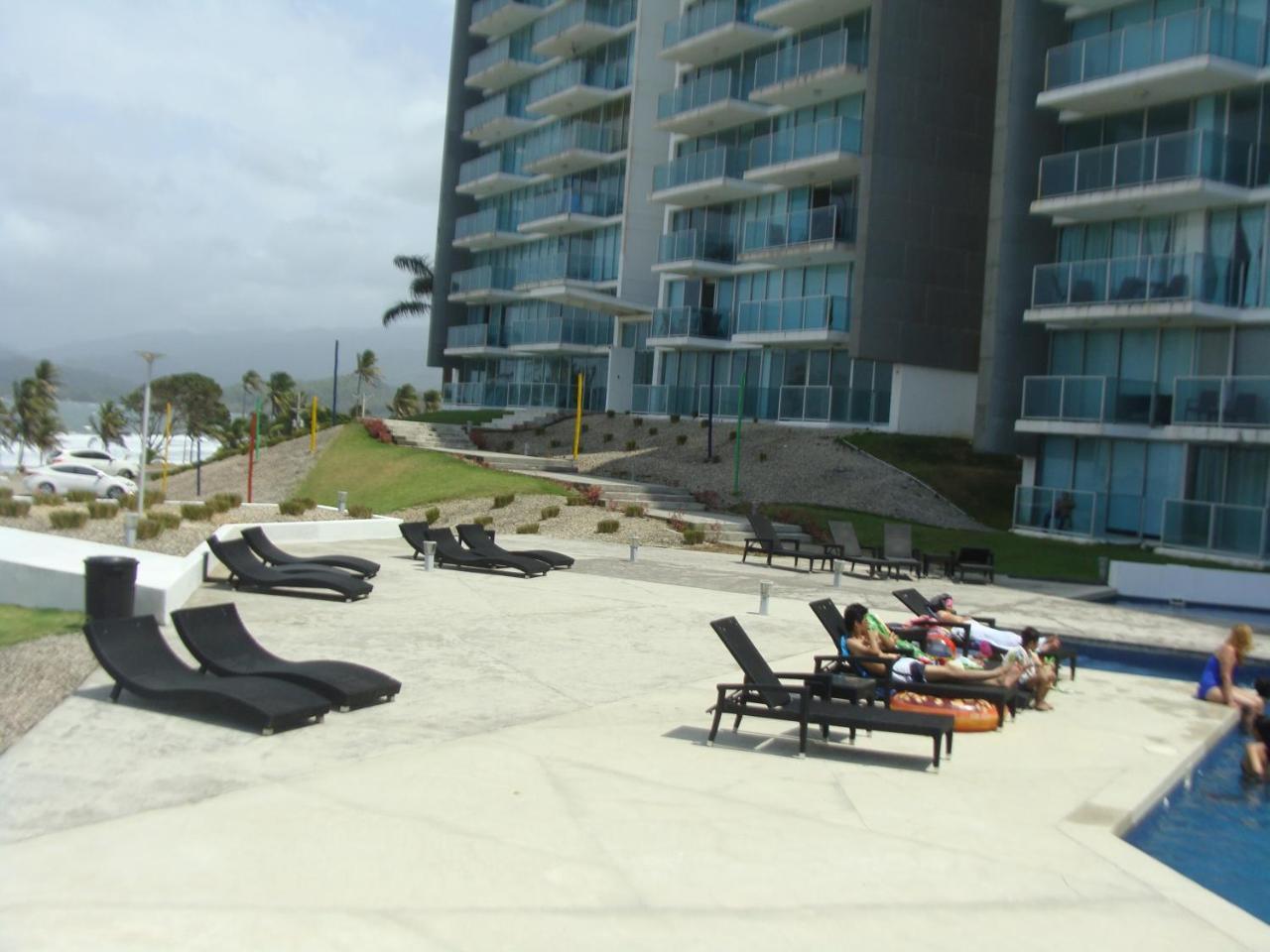 Apartamento En Balabeach Maria Chiquita In Front Of The Beach 2Hab Colon Exterior photo